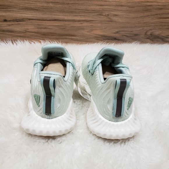 NWT Adidas Alphabounce Instinct Mint Green Shoes - Picture 3 of 8